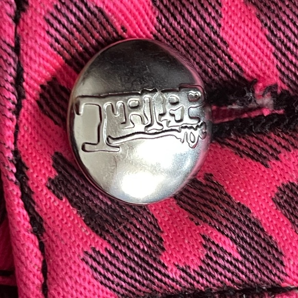 Tripp NYC Pink Animal Print Capri Pants, Size 9 Juniors - Picture 4 of 11